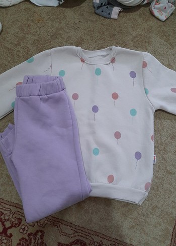 6 Yaş Beden Bebek Kız Mor Baskılı Sweatshirt ve Pantolon Takımı