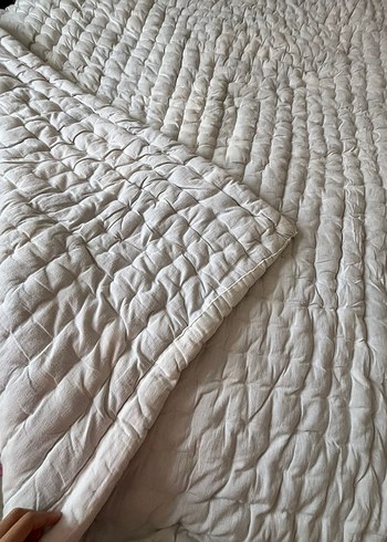 Beyaz Yün Yorgan - Görsel 2