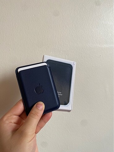 MagSafe cüzdan kutusu