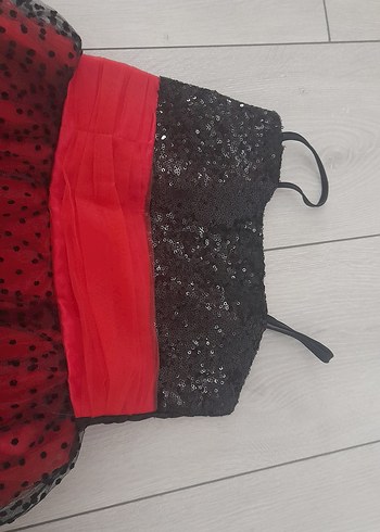 10 Yaş Beden Diger Kırmızı Mini Straplez Volanlı cocuk Elbise