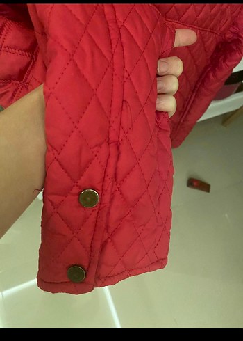 Kırmızı Fermuarlı Kadın Kapitone Ceket - Görsel 4