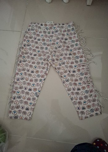 Kız Çocuk Çok Renkli Kenarları Püskül Detaylı Pantolon - Görsel 2