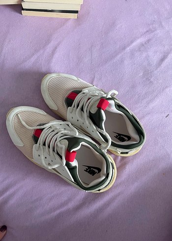 Beyaz Bağcıklı Kadın Spor Ayakkabı - Görsel 4