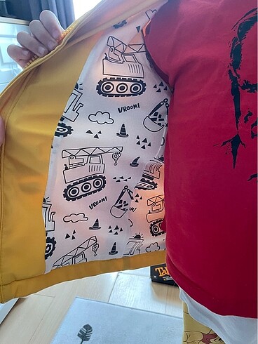 Yağmurluk - Görsel 4