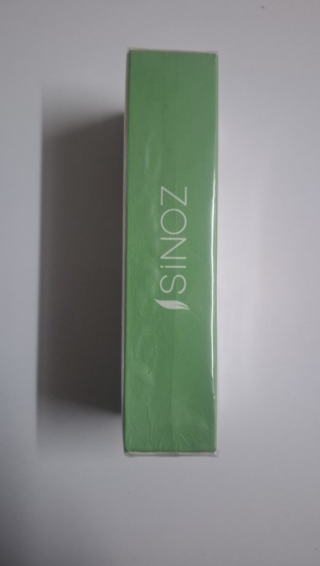 Sinoz Yağlı Ciltler için SPF50 Güneş Kremi - Görsel 3