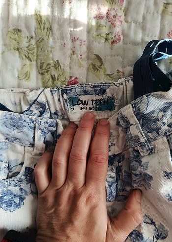 Bohem Çiçek Desenli Pamuklu Kız Şortu - Görsel 2