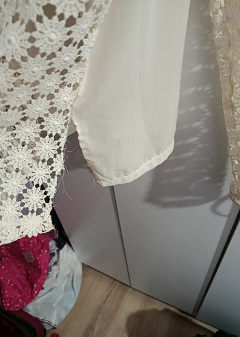 Dantel Detaylı Beyaz Bohem Uzun Kollu Bluz - Görsel 4