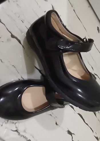 Kız Çocuk Siyah Tokalı Babet Ayakkabı - Görsel 5