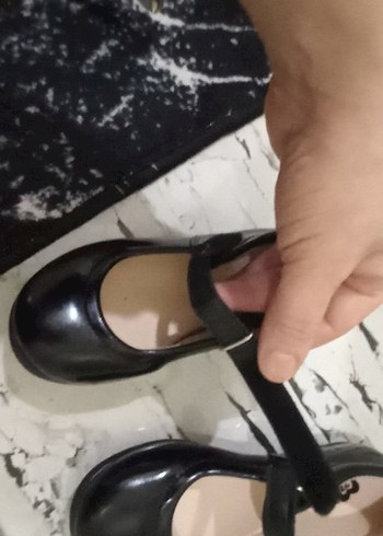 Kız Çocuk Siyah Tokalı Babet Ayakkabı - Görsel 3