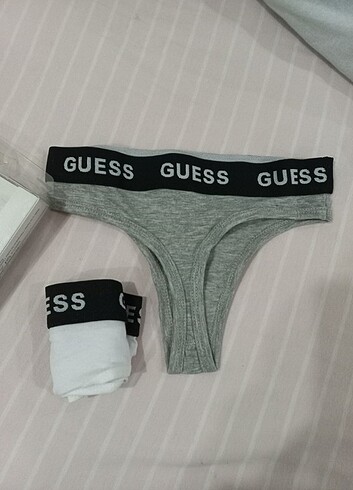 Guess İç giyim 
