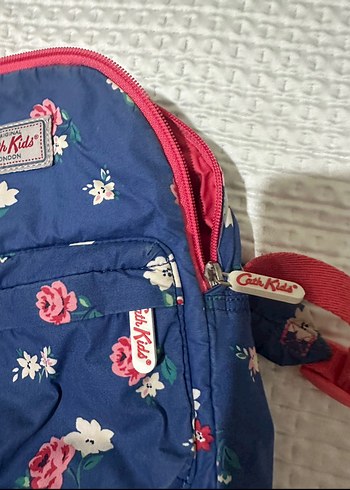 Çiçek Desenli Fermuarlı kız çocuk Sırt Çantası cath kids
