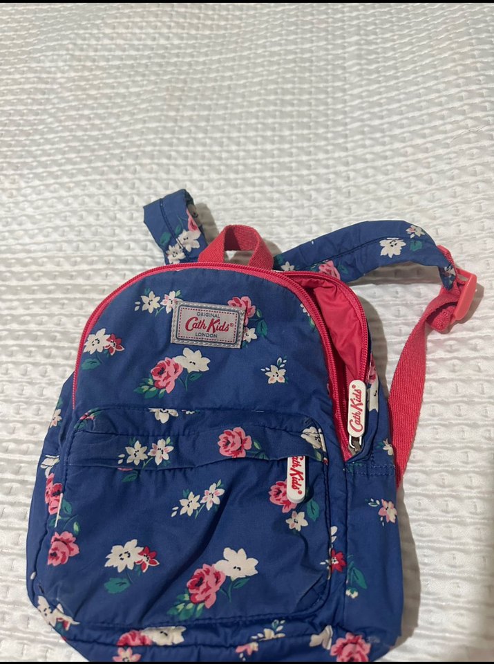 Çiçek Desenli Fermuarlı kız çocuk Sırt Çantası cath kids - Görsel 2