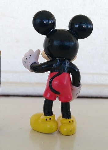  Beden Mickey Mouse
