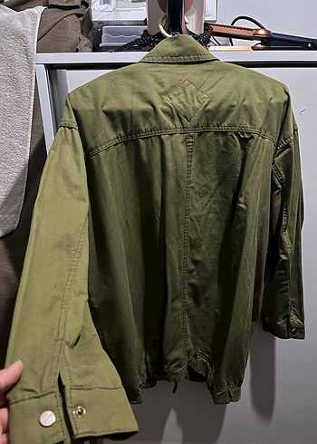 Kadın yeşil ceket - Görsel 3