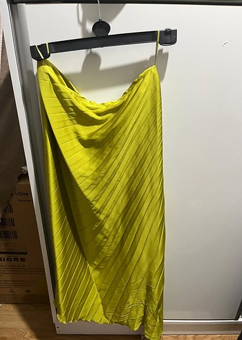 Sarı piliseli etek - Görsel 3