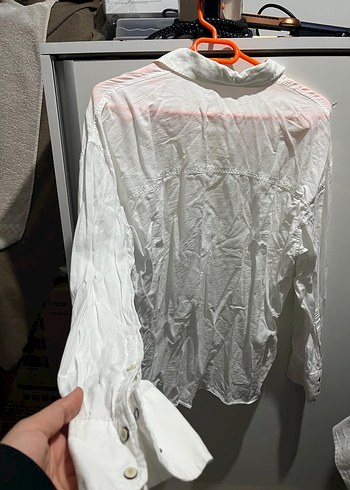 Düğmeli Beyaz Kadın Keten Gömlek - Görsel 3