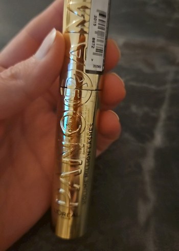 L'Oréal Paris Panoramik Hacim Maskara - Koyu Kahverengi - Görsel 2