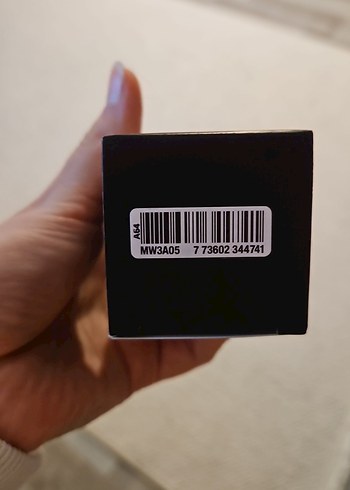 MAC Studio Yüz ve Vücut Fondöten 120 ml - Görsel 5