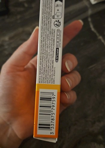 La Roche-Posay Anthelios UVmune 400 SPF 50+ Güneş Koruyucu - Görsel 5