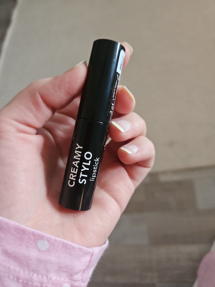 Nemlendirici Ruj 007 - Görsel 2