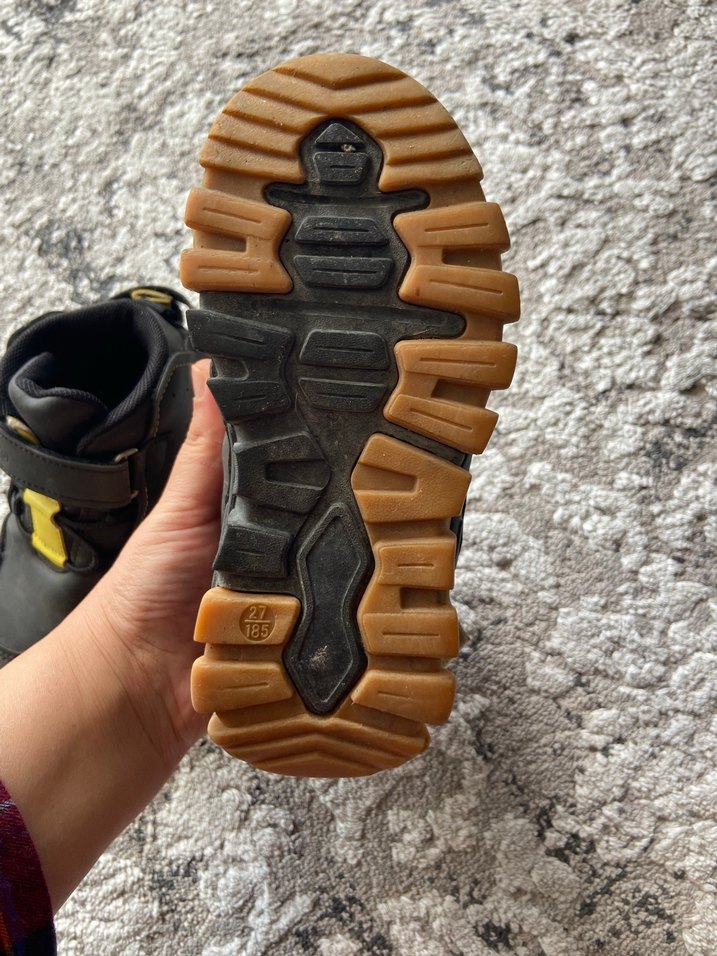 Sarı Detaylı Erkek Çocuk bot - Görsel 4