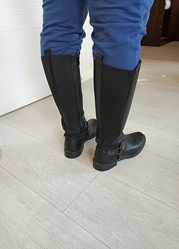 LC Waikiki Kadın çizme bot