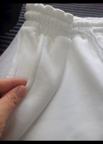 Beyaz Rahat Kesim Eşofman alt - Görsel 3