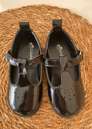 Kız Çocukları İçin Siyah Rugan Tokalı Babet - Görsel 2