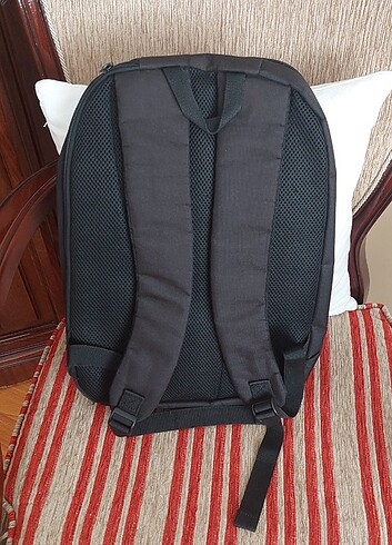 Targus Bilgisayar Çantası - Görsel 3
