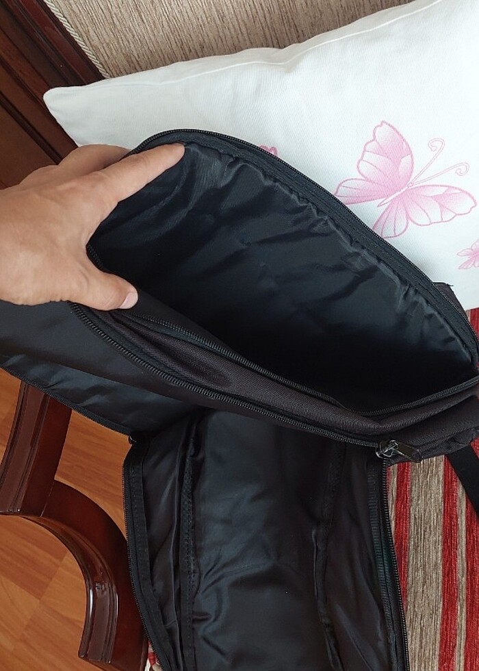 Targus Bilgisayar Çantası - Görsel 4