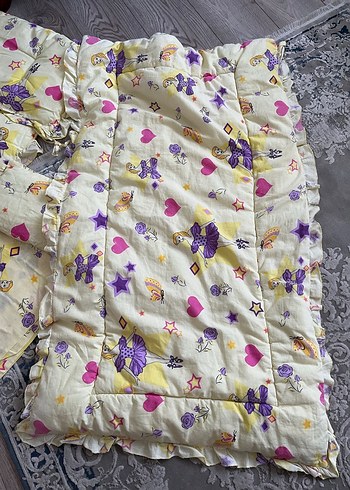 Çiçek Desenli Çok Renkli Çocuk Uyku Minderi - Görsel 2