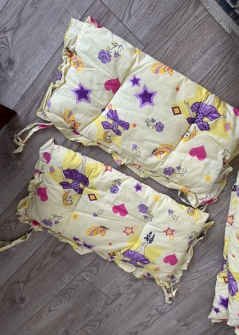 Çiçek Desenli Çok Renkli Çocuk Uyku Minderi - Görsel 6