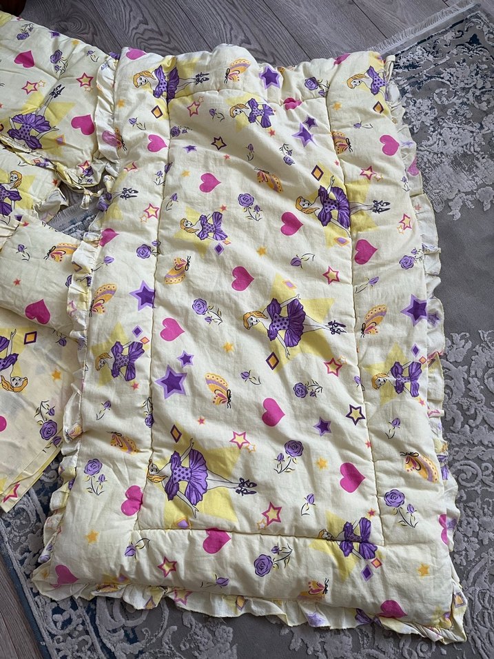 Çiçek Desenli Çok Renkli Çocuk Uyku Minderi - Görsel 2