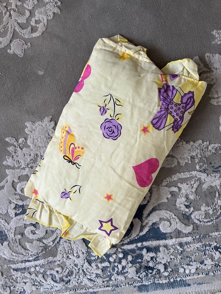 Çiçek Desenli Çok Renkli Çocuk Uyku Minderi - Görsel 3