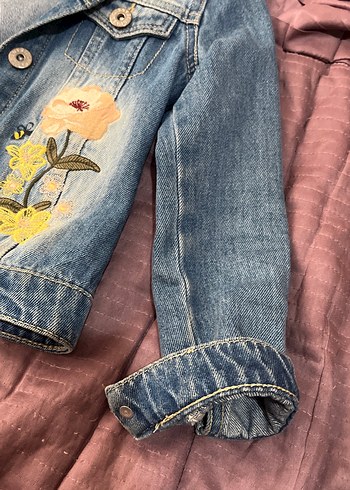 LC Waikiki Nakışlı Kız çocuk Mavi Denim Ceket