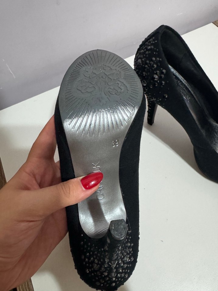 Siyah Taşlı Yüksek Topuklu Kadın Ayakkabı - Görsel 5