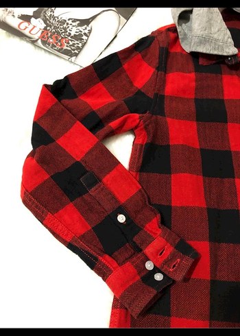 Guess Kapüşonlu Kırmızı Ekose Oduncu Çocuk Gömlek - Görsel 4
