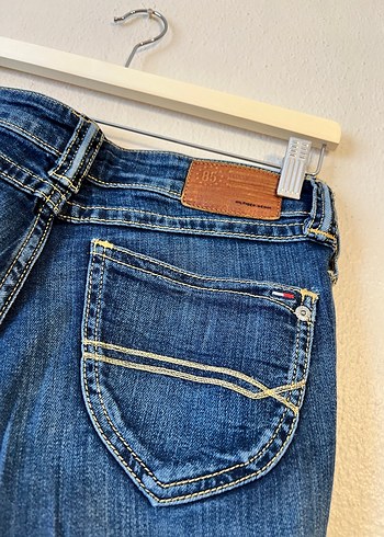 Tommy Hilfiger Kadın Denim Kemerli Skinny Jean - Görsel 2
