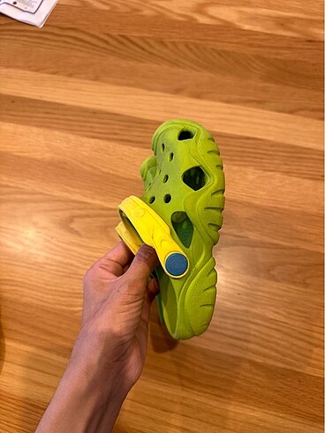 25 Beden yeşil Renk Çocuk crocs c9