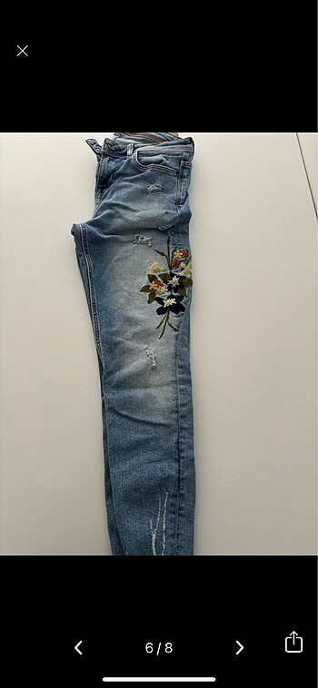 Zara Zara çiçekli kot pantolon