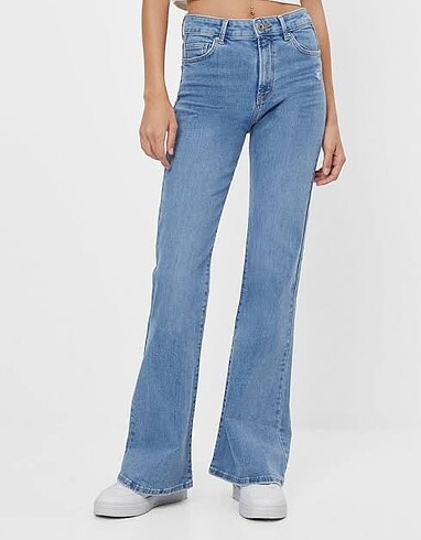 Flare jeans bershka