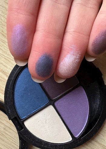 Flormar Mor Tonlarda Göz Farı Paleti - Görsel 3