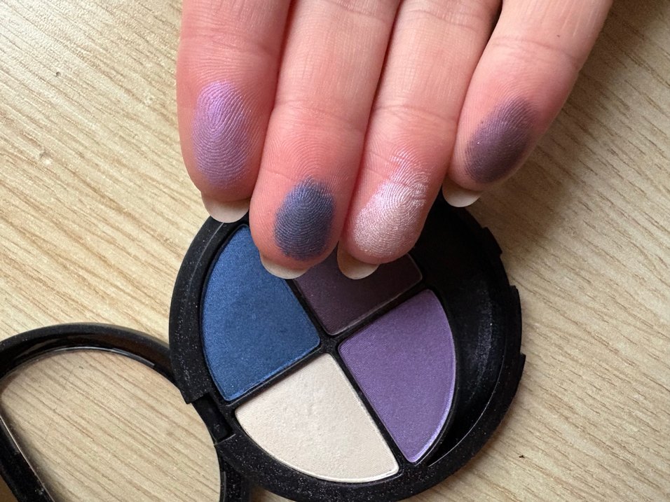 Flormar Mor Tonlarda Göz Farı Paleti - Görsel 3