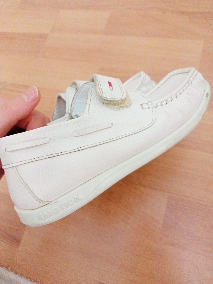 Beyaz Tokalı Erkek Çocuk Özel Ayakkabı - Görsel 4