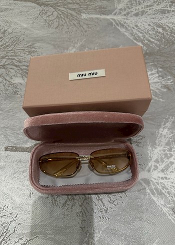 Miu Miu Miu Miu Güneş Gözlüğü