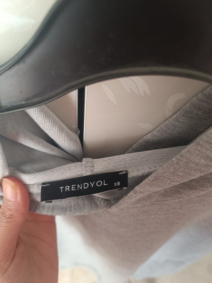 Gri Kapüşonlu kadın elbise - Görsel 3