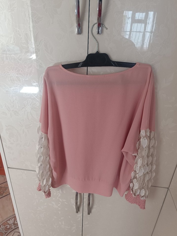 Dantel Detaylı Pembe Kadın Bluz - Görsel 3
