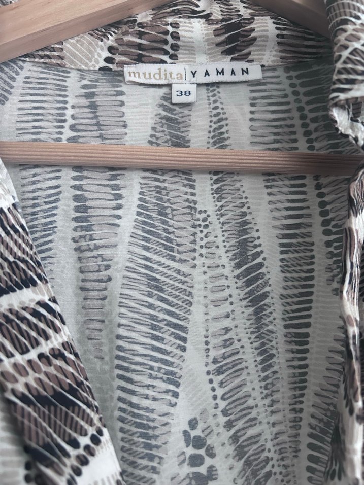 Gri Zebra Desenli Uzun Elbise - Görsel 3