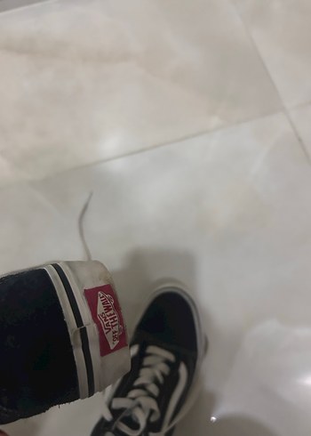 Vans Siyah Bağcıklı Kadın Spor Ayakkabı - Görsel 4
