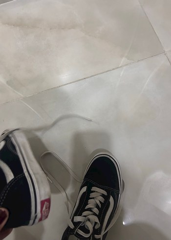 Vans Siyah Bağcıklı Kadın Spor Ayakkabı - Görsel 3